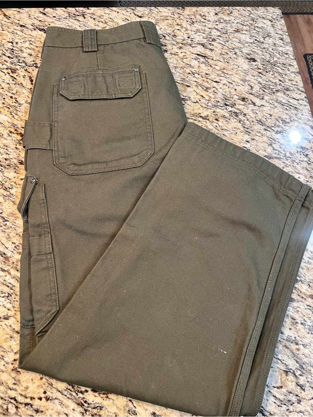 Duluth Trading Co Olive Green Men's Cargo Pants